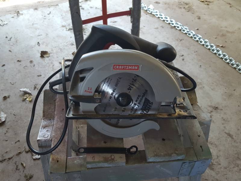 lot 3570 image: Craftsman Circular Saw