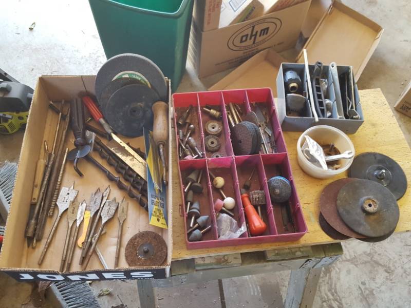 lot 3688 image: Assorted Bits - Spade Bits and Die grinder Bits