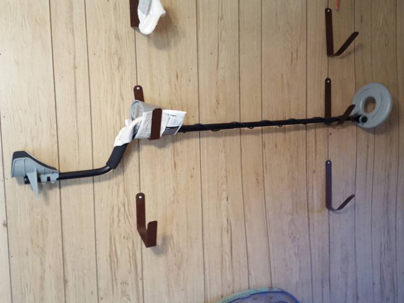 lot 3776 image: Discovery 1100 Metal Detector