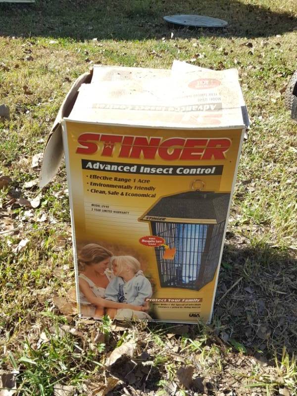 lot 3767 image: Stinger Insect Control