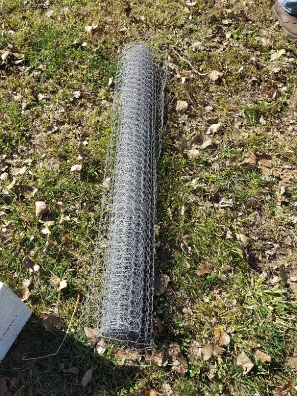 lot 3769 image: Partial Roll Poultry Wire