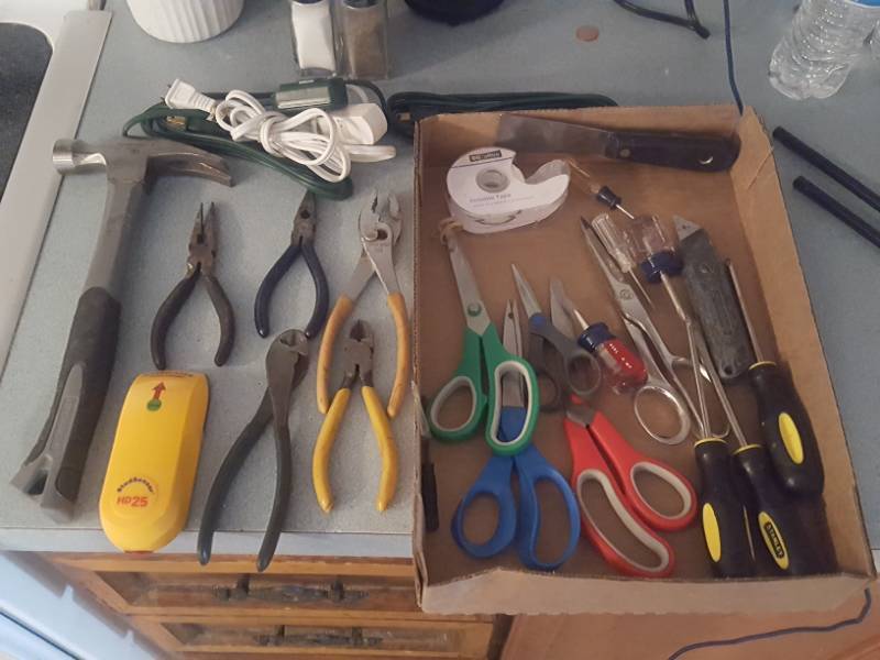 lot 3784 image: Hammer, Pliers and Scissors