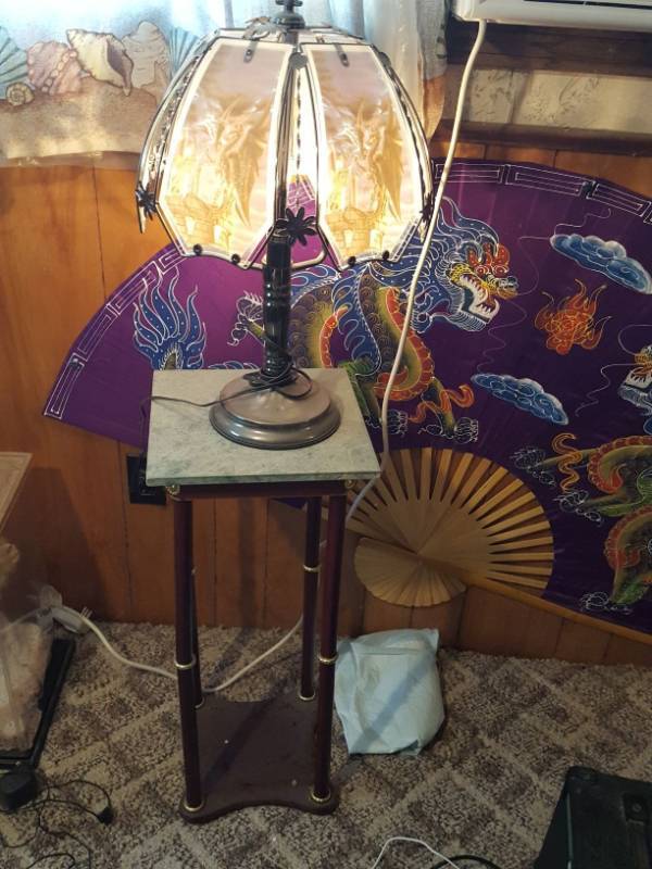 lot 3859 image: Dragon Touch Lamp and Marble Top Stand
