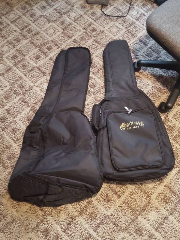 lot 3864 image: 2 Guitar Cases