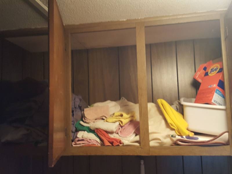 lot 3884 image: All Rags in Cabinet