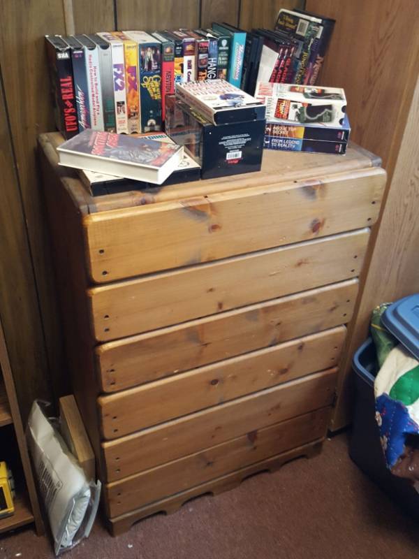 lot 3892 image: Chest of Drawers with approximately 200 VHS