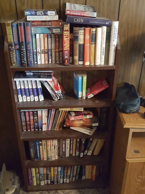 lot 3909 image: Bookshelf with Books