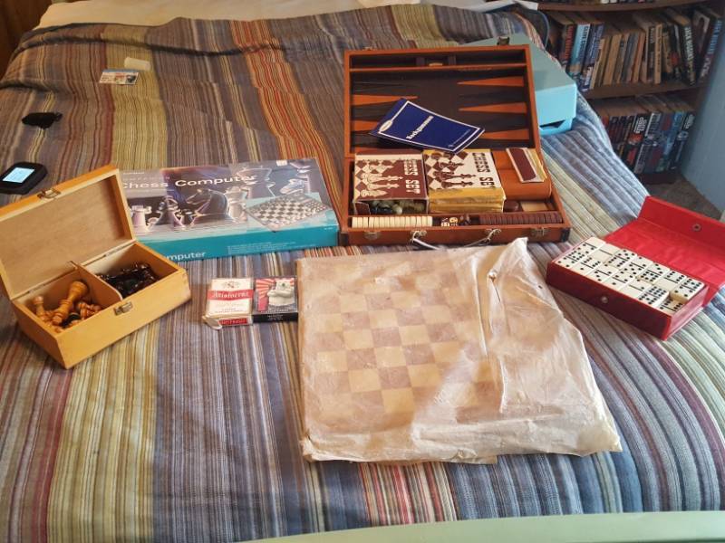 lot 3912 image: Games - Chess, Backgammon and Dominoes