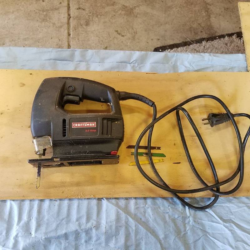 lot 3537 image: Craftsman 2-speed 53 mm sabre saw