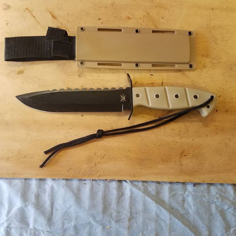 lot 3568 image: Tac Xtreme knife and sheath