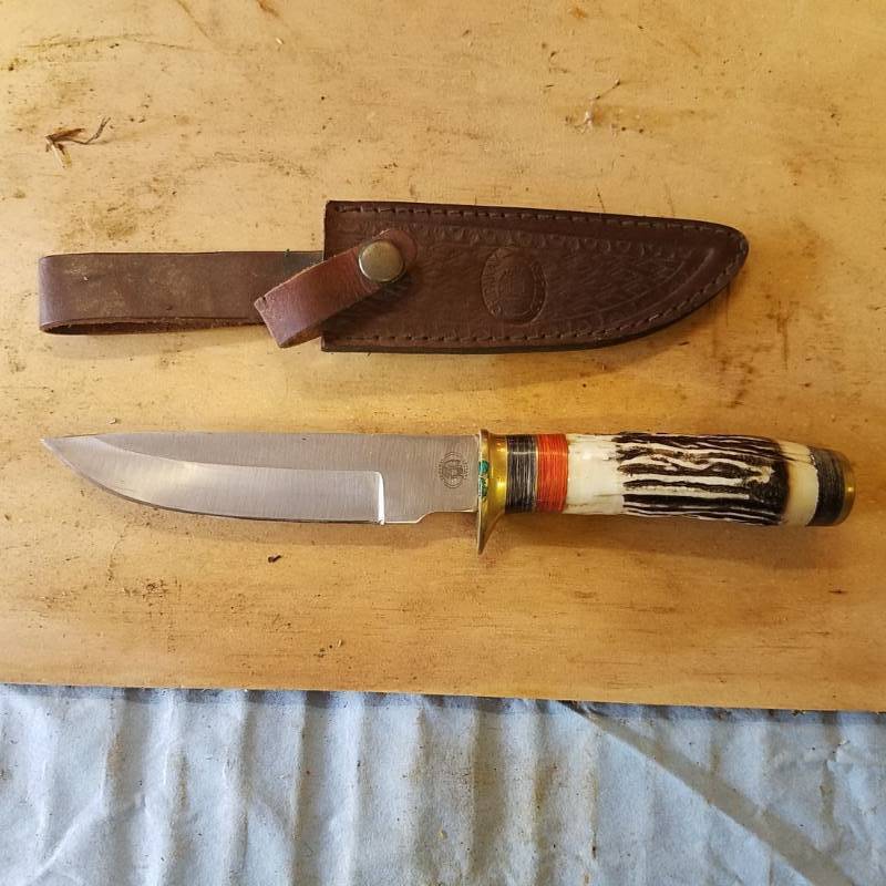 lot 3615 image: Chipaway Knife and Sheath