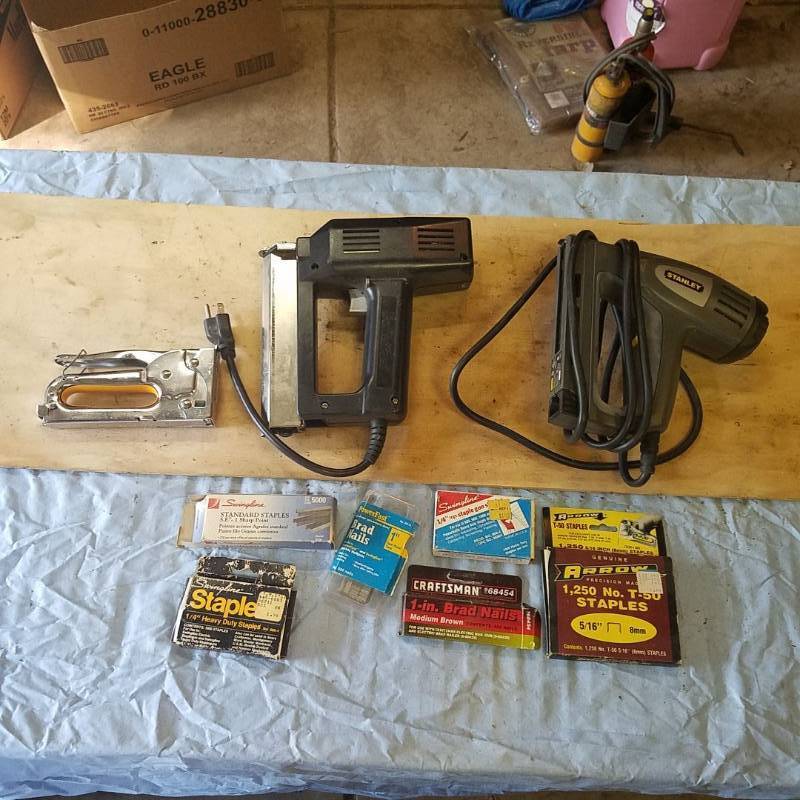 lot 3644 image: 3 Staplers and Staples