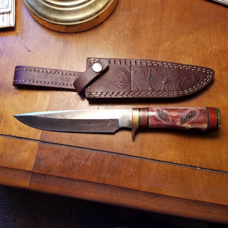 lot 3651 image: Chipaway Cutlery limited edition knife with sheath