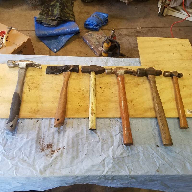 lot 3656 image: 6 Assorted Hammers