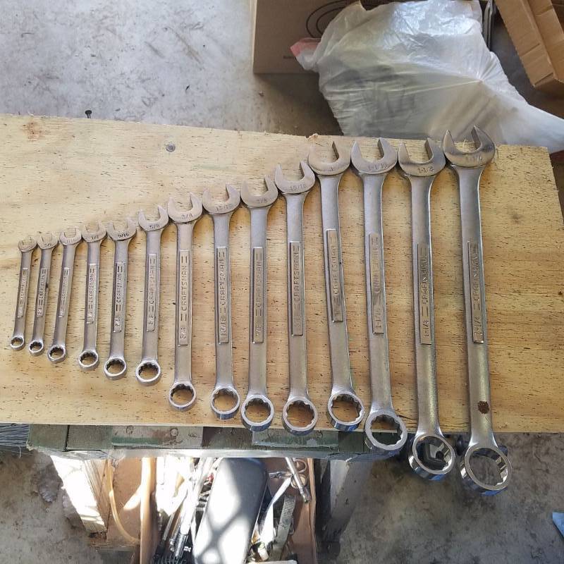 lot 3691 image: Set of Craftsman Wrenches - SAE