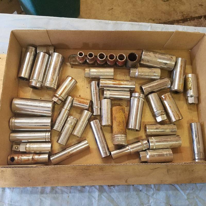 lot 3705 image: Assorted Sockets