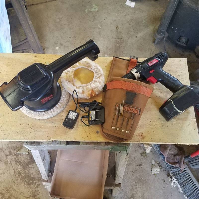 lot 3706 image: Drill and Craftsman Polisher