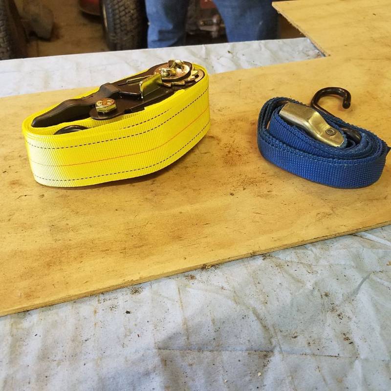 lot 3724 image: 2 Straps - 1 Ratchet and 1 Motorcycle