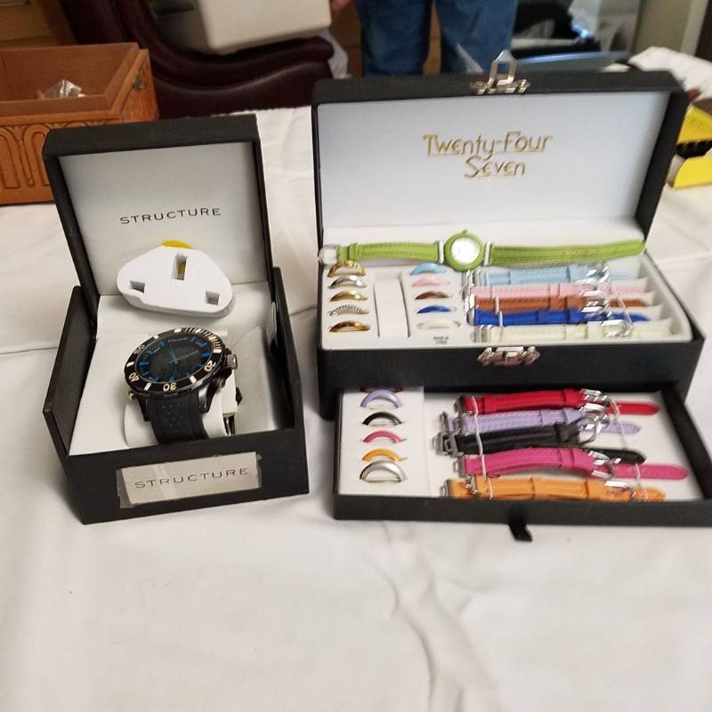 lot 3945 image: Assorted Watches