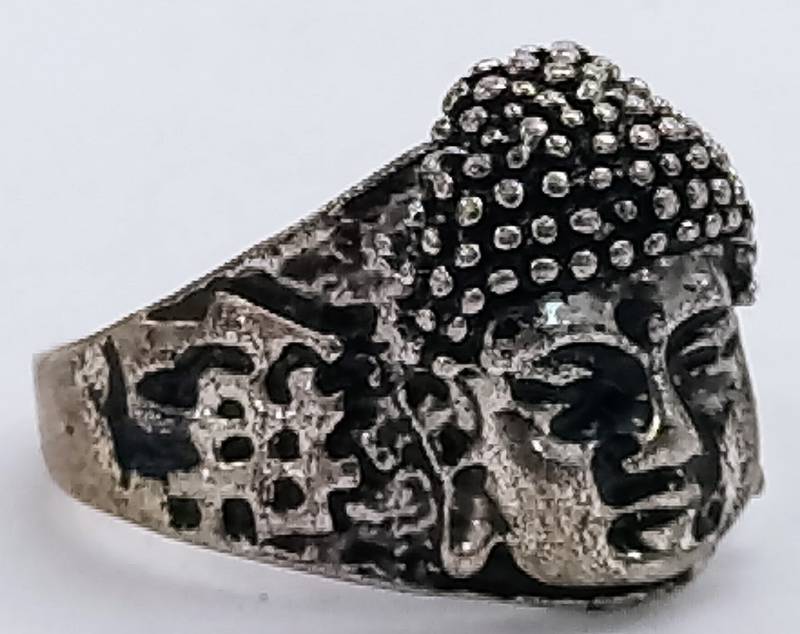 lot 3227 image: Old Buddha Head Ring
