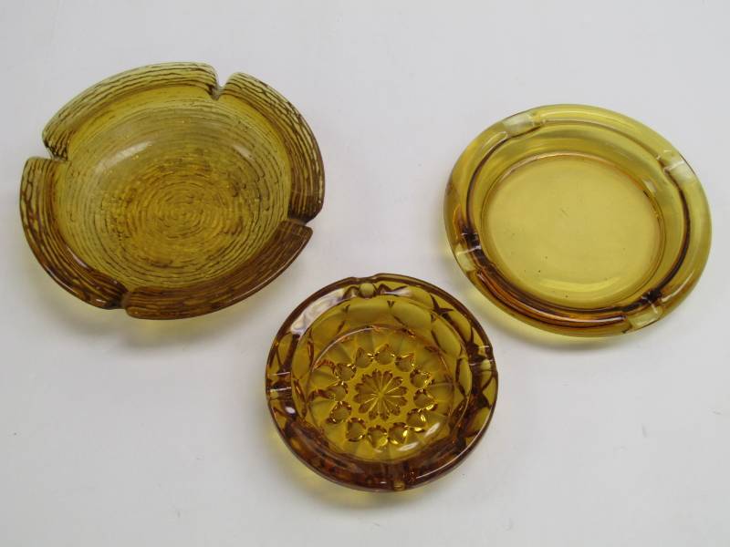 lot 3230 image: 3 Amber Glass Ashtrays