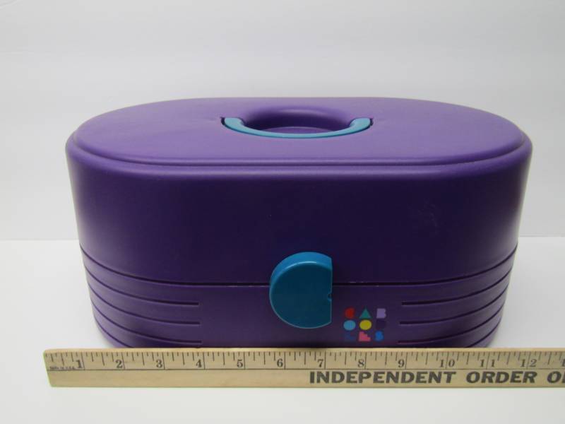 lot 2983 image: Caboodles Makeup Case- VintageRetro