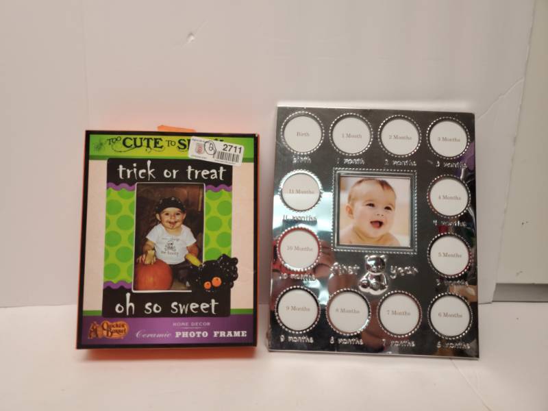 lot 2711 image: Fun Children Picture Frames- Memory Makers