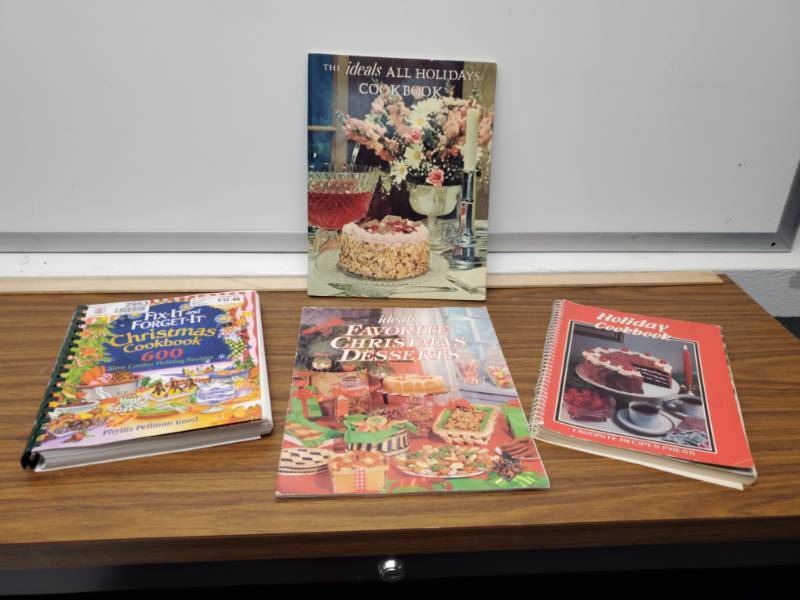 lot 2953 image: Cook Book Lot- Get Ready For the Holiday Season With Some New Recipes