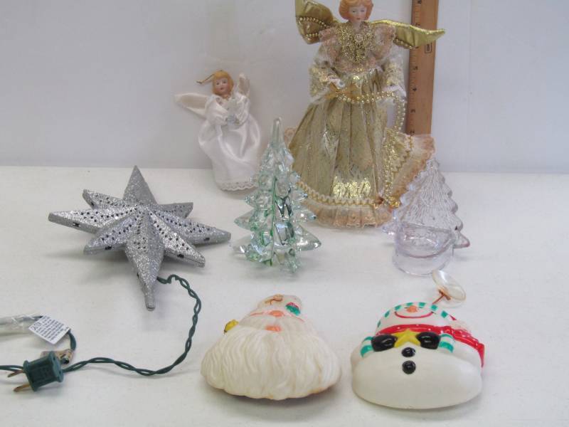 lot 3119 image: Miscellaneous Holiday Decor  Tree Toppers & More
