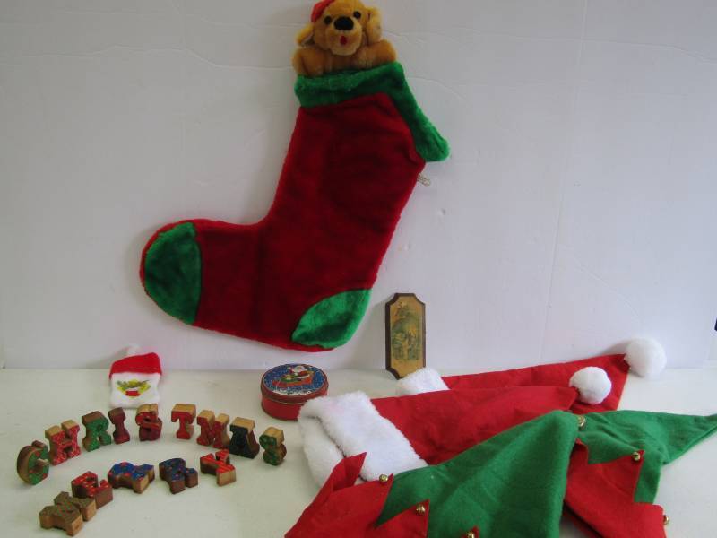 lot 3121 image: Christmas Hats, Stocking, Vintage Blocks & More