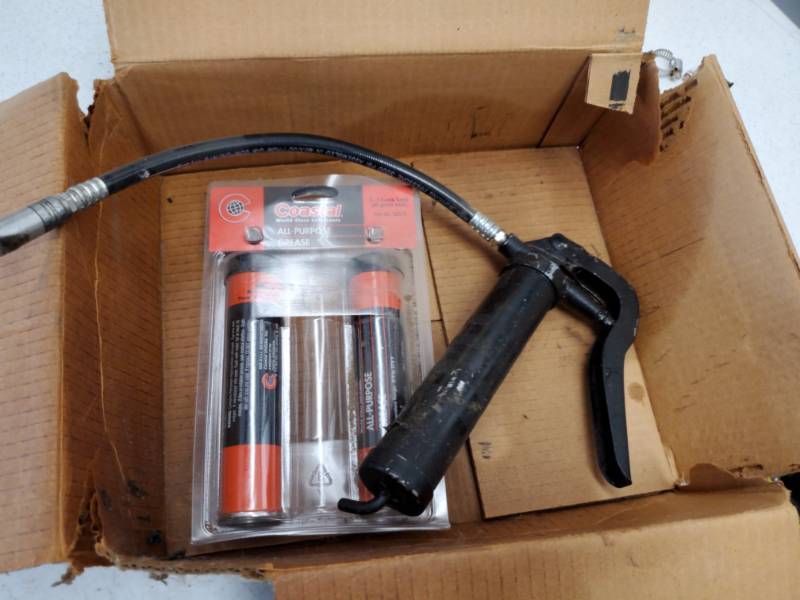 lot 2930 image: Grease Zert Gun and 2 Tubes of Grease