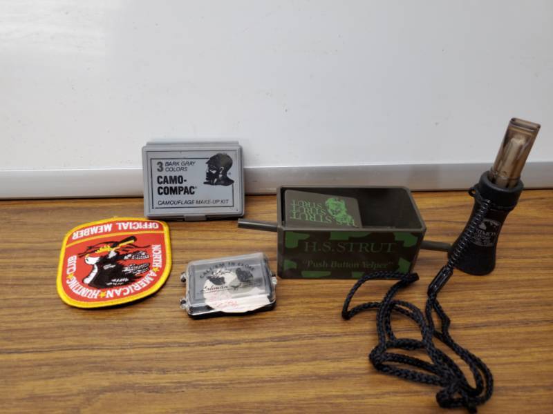 lot 3172 image: Turkey Calls-  Hunter Lot