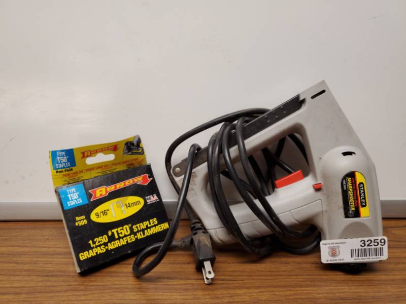 lot 3259 image: Stanley Electric Stapler-  Sharpshooter