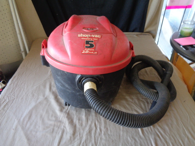 lot 8808 image: Shop vac 5 gal wetdry vac