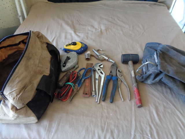 lot 8814 image: Toolbag and pouch with misc. tools