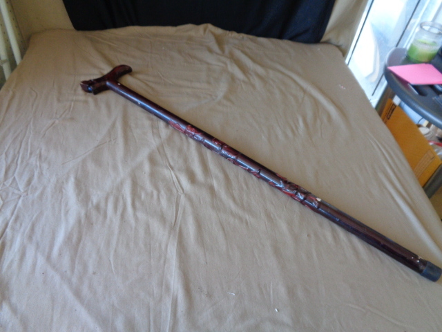 lot 8893 image: WALKING CANE