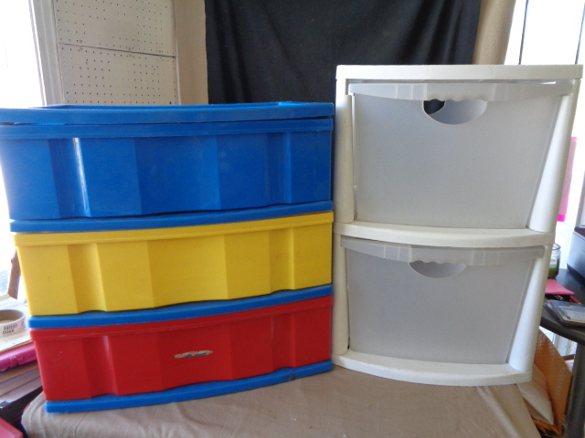 lot 8898 image: STORAGE DRAWERS