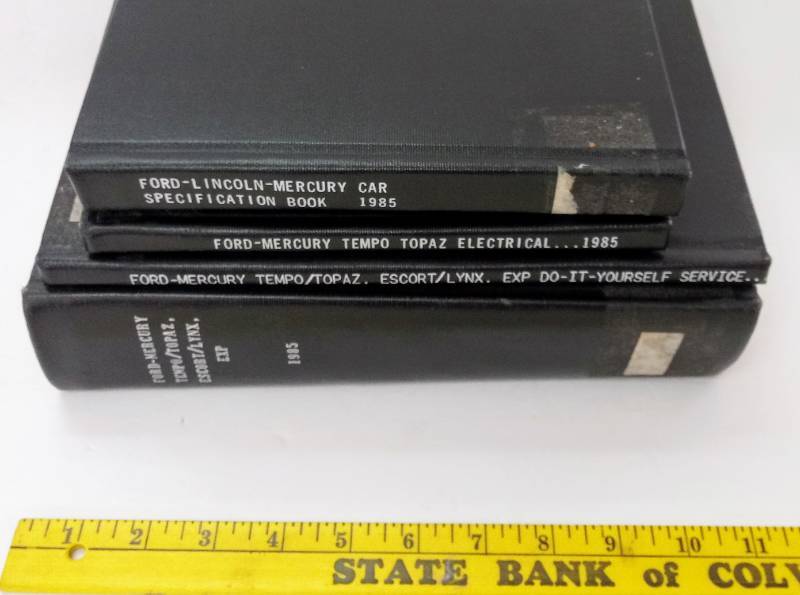 lot 3277 image: 1980s Ford-Lincoln-Mercury Books
