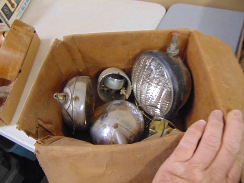 lot 2919 image: Miscellaneous Fog Lamps and more