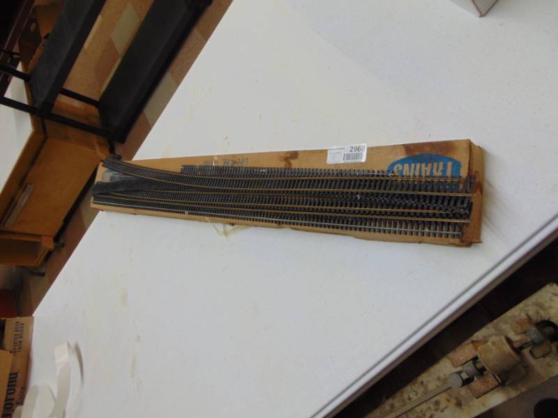 lot 2968 image: 25 Pieces HO Scale Flex Track 30 long