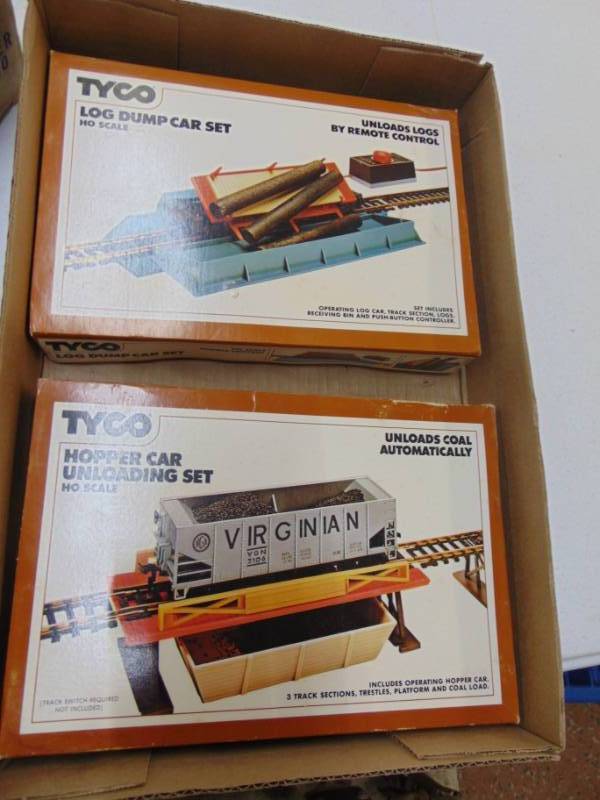 lot 2976 image: Log Dump Car Set and Hopper Car unloading station