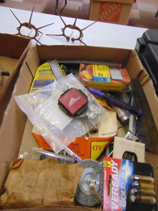 lot 3022 image: miscellaneous tools and hardware