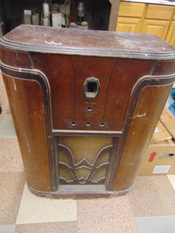 lot 3058 image: Phico Radio - Vintage - Tube