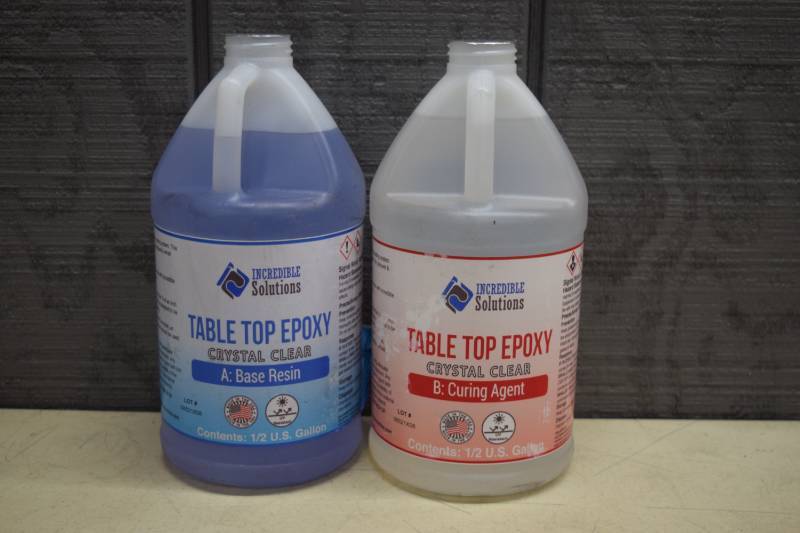 Incredible Solutions Table Top Epoxy 1/2 Gallon of each Part A and Part