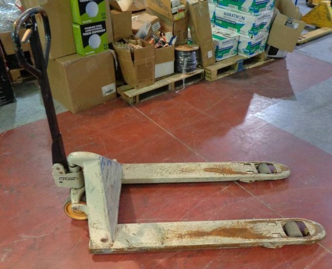 lot 1144 image: Pallet Jack