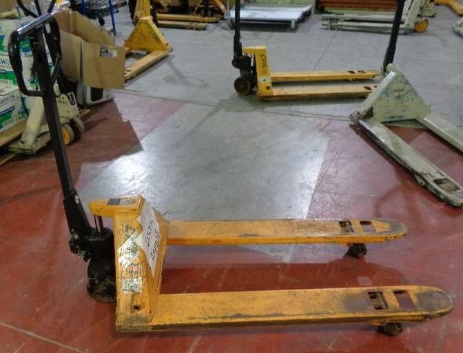 lot 1146 image: Pallet Jack