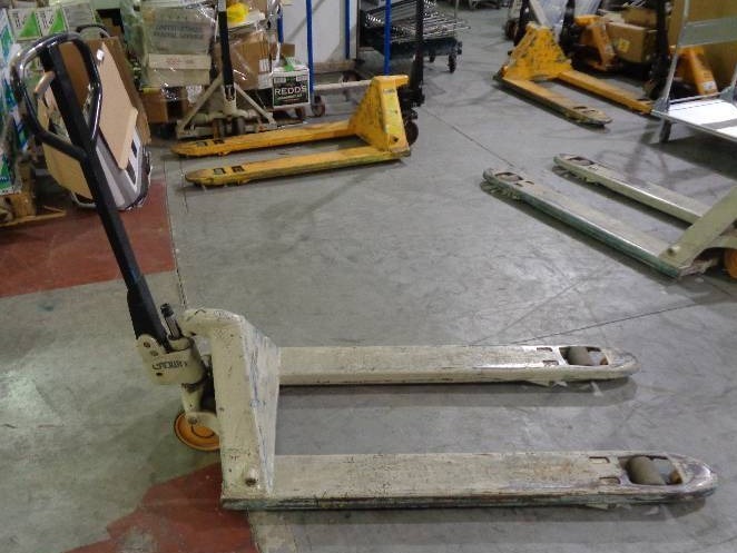 lot 1157 image: Pallet Jack