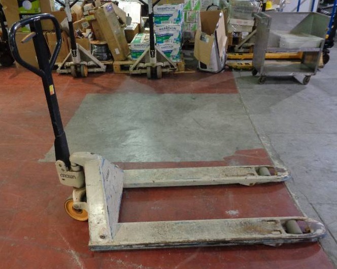 lot 1164 image: Pallet Jack