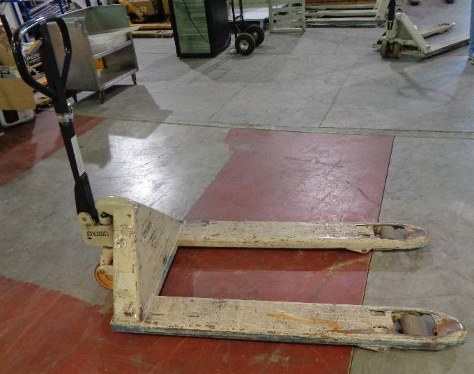 lot 1167 image: Pallet Jack