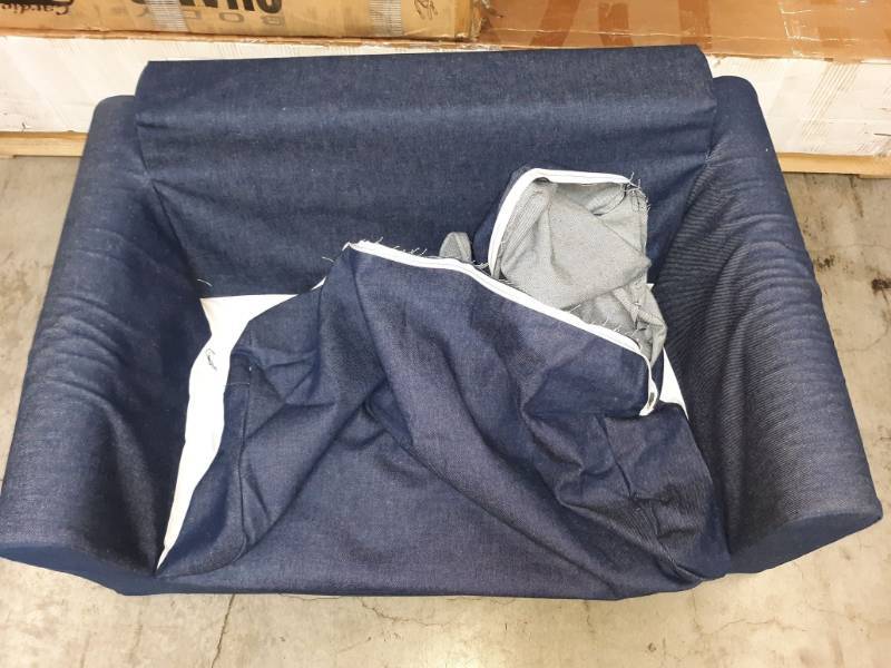lot 7484 image: foam toddler couch